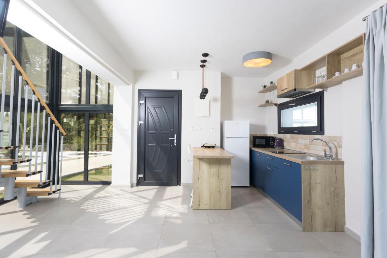Blue Avenue Aparthotel Παλιούρι Εξωτερικό φωτογραφία