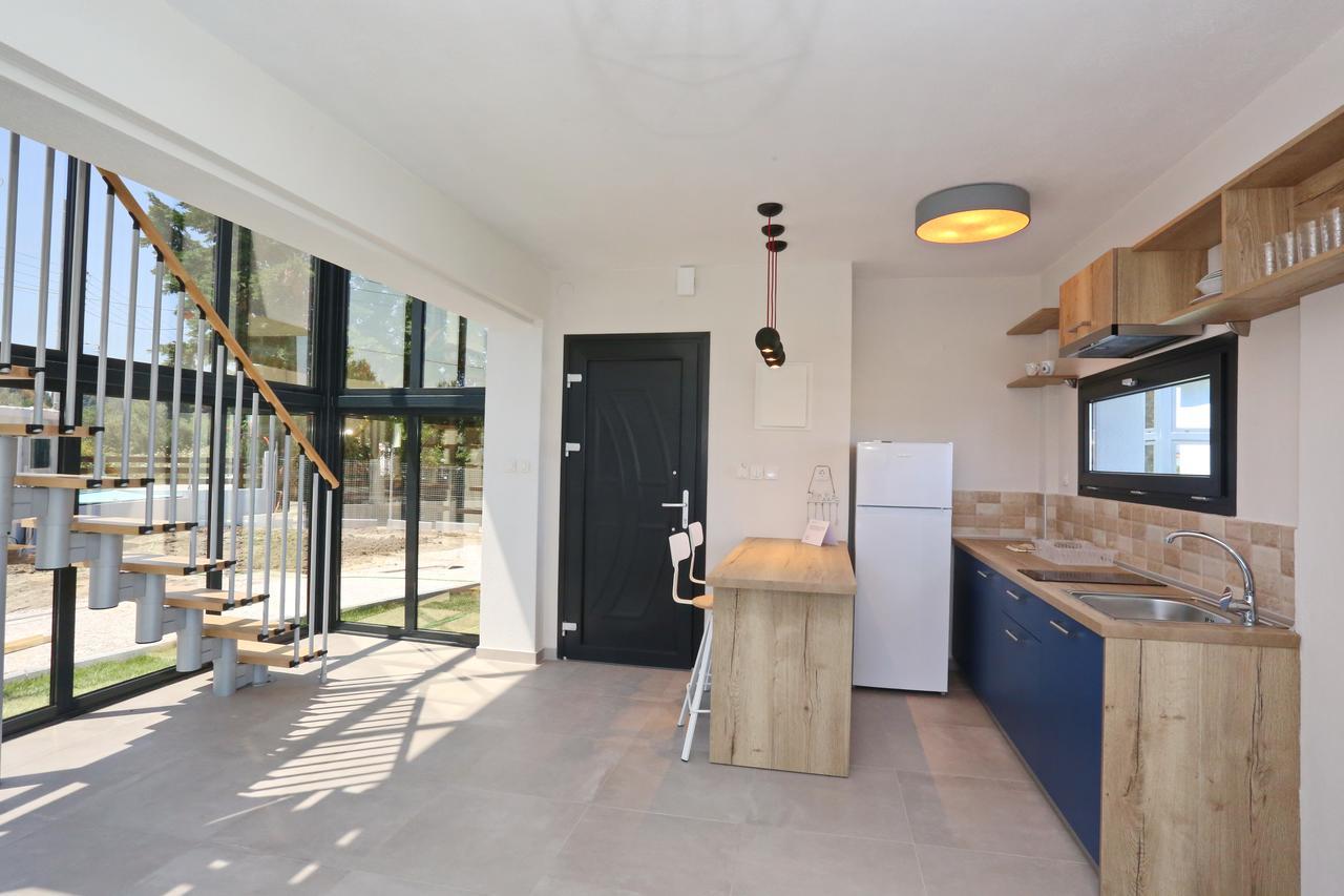 Blue Avenue Aparthotel Παλιούρι Εξωτερικό φωτογραφία