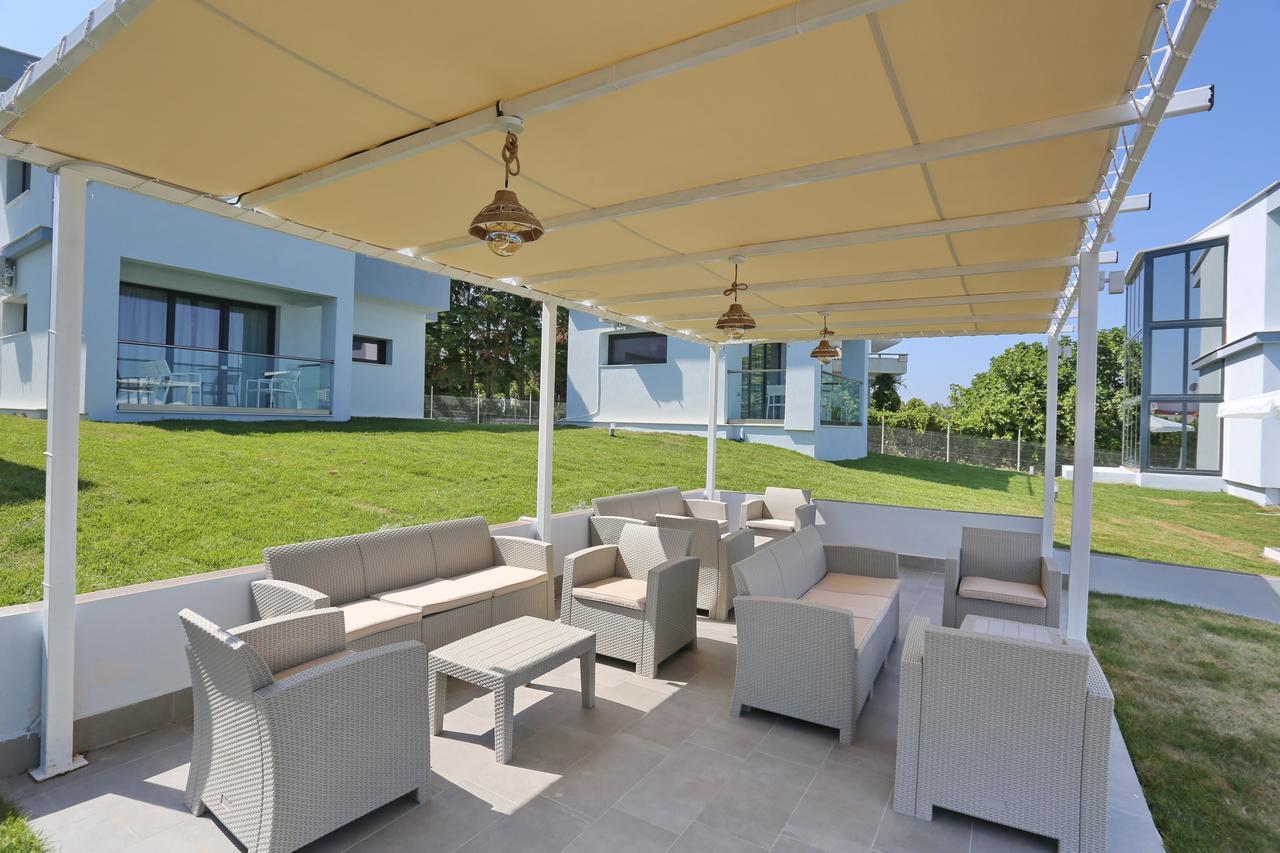 Blue Avenue Aparthotel Παλιούρι Εξωτερικό φωτογραφία